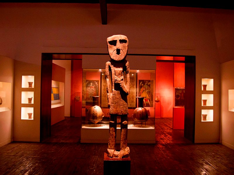 Tour Larco Museum
