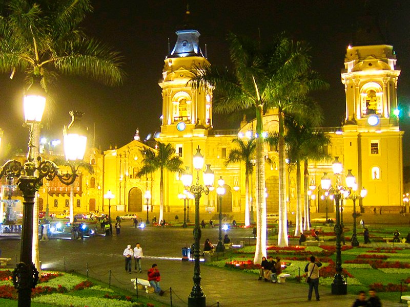 Ciudad Lima Noche 05
